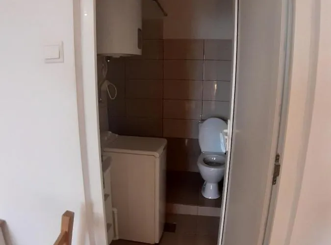 Romantic Calm Piata Universitate Apartment