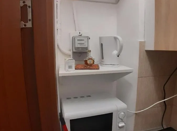 Romantic Calm Piata Universitate ブカレスト